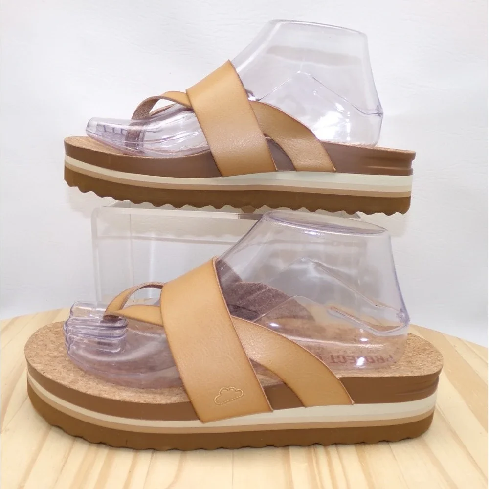 Project Cloud Raft Platform Sandals Womens Tan Size 9 Slip On Vegan Thong NEW
